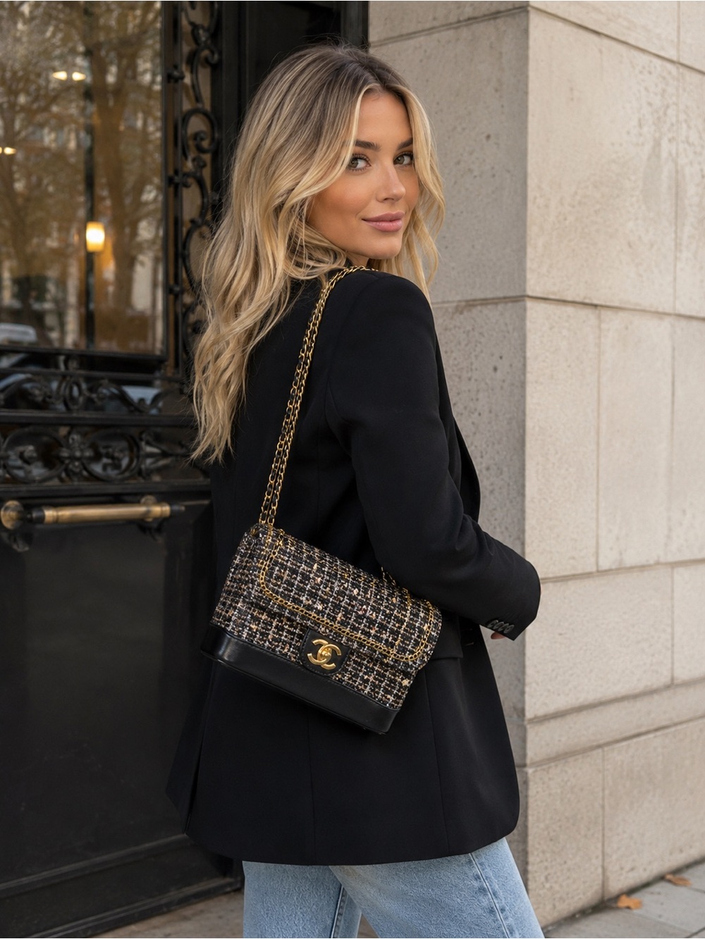 Collectable Luxury Black Tweed Shoulder Bag with Gold Chain Trim